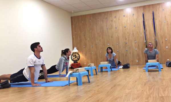Yogando, el centro en Elda indicado para aportar estabiliad física y emocional a nuestro cuerpo